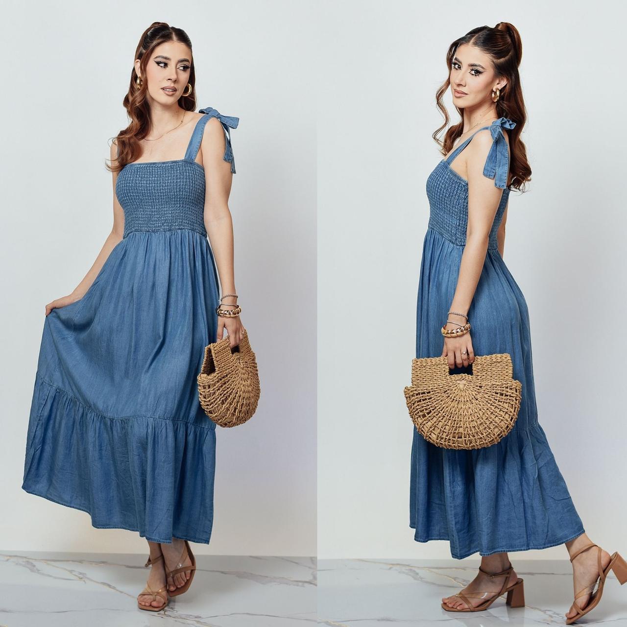 <span style="font-weight: bold;">Vestido azul mezclilla&nbsp;</span>